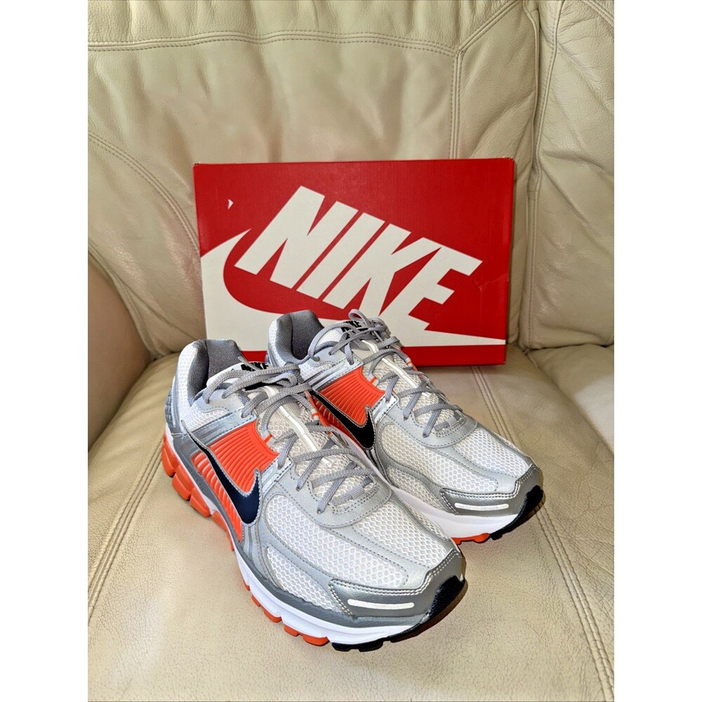Nike Mens Size 12 Zoom Vomero 5 MS FJ4151 Orange Silver NEW